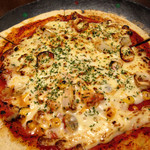 番屋小屋 - シーフードピザ