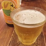 アムリタ食堂 - 柿の風味にビール。