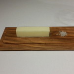 ル・タン・ペルデュ - バターまでおっさんに合わせておしゃれどした。なに、おっさんに無縁とな？有塩でッセ～!（爆）