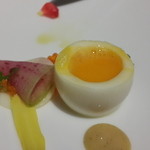 ル・タン・ペルデュ - ただの半熟玉子に見えますけど美味かったっすよ。