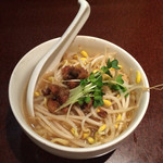 粋圓 - ハーフ麺（肉味噌入りスープ麺）400円