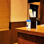 鶴亀 - 内観カウンター