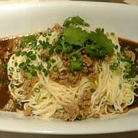 四川料理 龍の子 - 汁無し担々麺（裏メニュー）