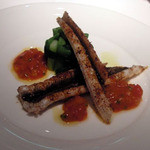 キハチ - 明石産穴子のグリル　関西焼き風　緑色の野菜メダルとピリ辛サルサ