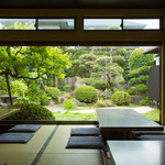 Hakata Kappou Hidamari - 中庭が見える落ち着いた雰囲気の座敷