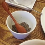 cafe おりざ - 玄米ご飯にタップリどうぞと ごま塩