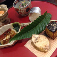 日本料理 太月 - 旬の食材とデコレーション