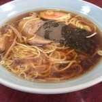 味処いしぐろ - これは　ラーメン　素朴な醤油味です。