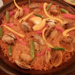 アティコドス - ディナー（パエージャ）