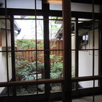 リストランテ ラ・バリック トウキョウ - 中庭が～