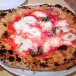Pizzeria LUMEN - Jun, 2010  マルゲリータ　ver.ボッコンチーニ