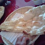 ガンジー - 大きいナン!!