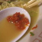 天天有 - 卓上に「辛子ニンニク」調味料アリ