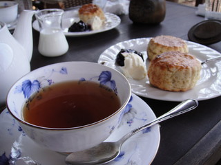 Hitofusa no Budou - スコーンと紅茶