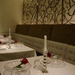 ラール・エ・ラ・マニエール - ７時半には満席でした。