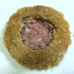 栄屋肉店 - バフン雲丹じゃありません、メンチの中をお見せしたくって。。。