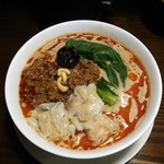 龍馬軒 - 坦坦麺(海老雲呑トッピング)