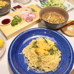 マルサお魚センター - 調理例。ウニのクリームパスタ '15 7月下旬
