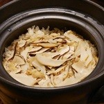 松茸ご飯(27年10月)