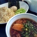 ラーメンハウス ハンリュウ - 牛スジつけ麺 850円