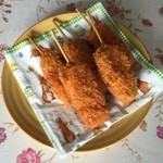 フレふれ - 豚ロース玉ねぎの串カツ1本58円、5本ですと250円です。