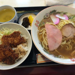 いなだや - ミニカツ丼とラーメンセット。
