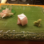 平和寿司 - ぶり