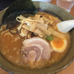 まんてん - 2015年10月。味噌ラーメンにメンマのせました。