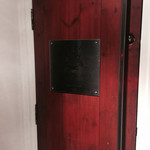 エデン・ザ・バー  - 中が見えない重厚な扉。だからバーは好きなのだ♫