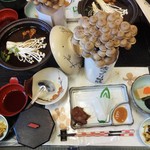 Matsutake Tokinoko Ryouriki Noko Mura Shinzan - きのこ村 で頂いた お昼の きのこ尽くしのお料理です。