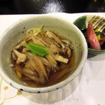 王ヶ頭ホテル - 8】食事：キノコ雑炊　お漬物