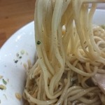 魔界ラーメン 月光 - 背徳の油そば（麺アップ）