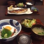 うづき - 特大鯖定食と海鮮山かけ丼