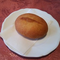 Russian Restaurant ROGOVSKI 銀座 - シンプルランチ：ピロシキ（ひき肉とゆで卵）