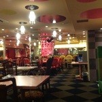 魔法の国のアリス - 店内