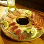 炭火焼鳥いもや - 鶏さしみ　９９０円