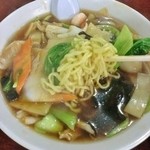 晴々飯店 - 定番の広東麺！