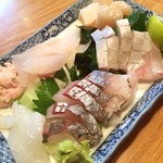 Robatayaki Ushio - 刺身盛合せうまし^_^