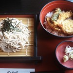 歌留多 - ミニ天丼と蕎麦セット1,080円