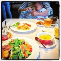 24/7 restaurant - 