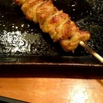 焼き鳥 勇 - 『かわ』￥200-