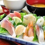 Taishuugyobagari - 刺身定食