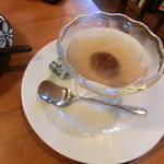 なんだかうれしい。 - サービスで手作りスイーツも♪『栗の渋皮煮のゼリー』