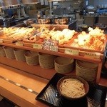 こがね製麺所 - 朝から天ぷらモリモリ