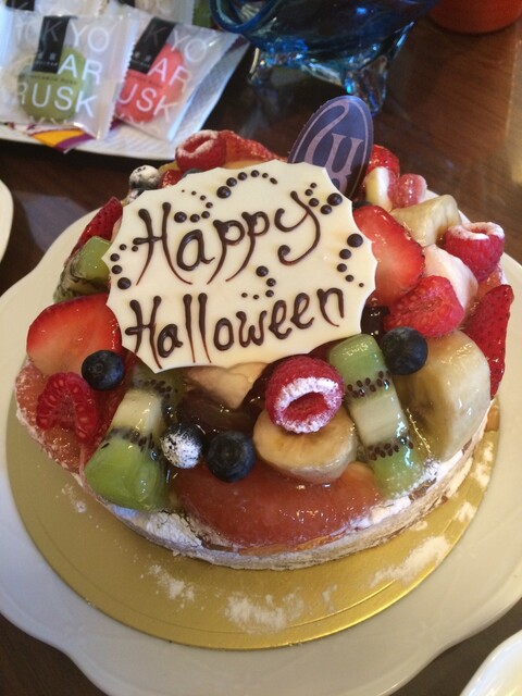 ホールケーキ タルト をテイクアウト By Urara Ka パティスリー モンプリュ 本店 Patisserie Mont Plus みなと元町 ケーキ 食べログ ホールケーキ タルト をテイクアウト By Urara Ka パティスリー モンプリュ 本店 Patisserie Mont Plus みなと元町 ケーキ 食べログ