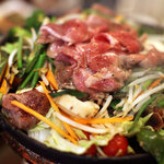 えびすジンギスカン 海月 - お肉が美味しいから、野菜もどんどん食べられます。