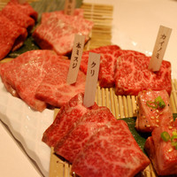 焼肉 433 - スペシャル６種盛り　クリ、カイノミ、本ミスジ、大トロカルビ、イチボ、厚切りタン