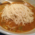 麺の坊　晴天 - 通常は辛みそラーメンは細麺です