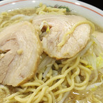 ラーメン - 豚入りラーメン　野菜まし　にんにく抜き　\800