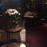 表参道うかい亭 - 店内アンティーク